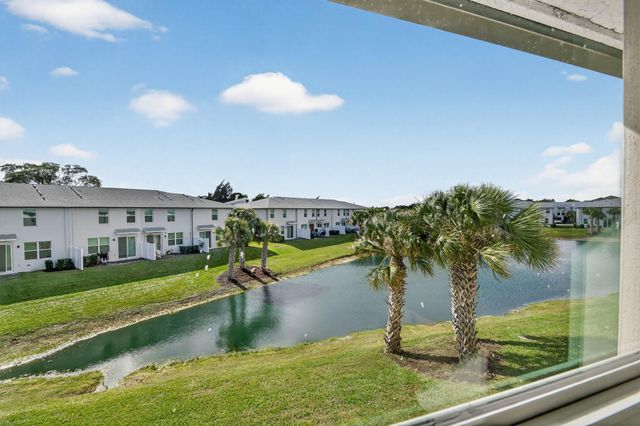 5649 Mentmore Drive, West Palm Beach, FL 33407