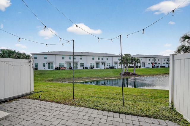 5649 Mentmore Drive, West Palm Beach, FL 33407