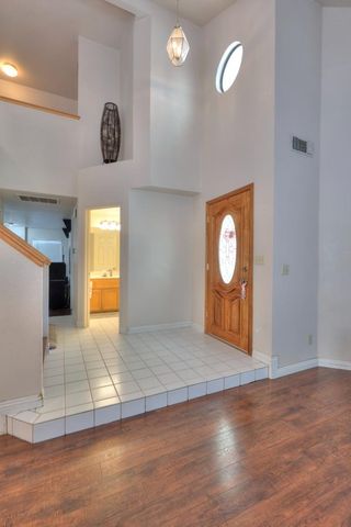 2605 River Creek Dr, Modesto, CA 95351