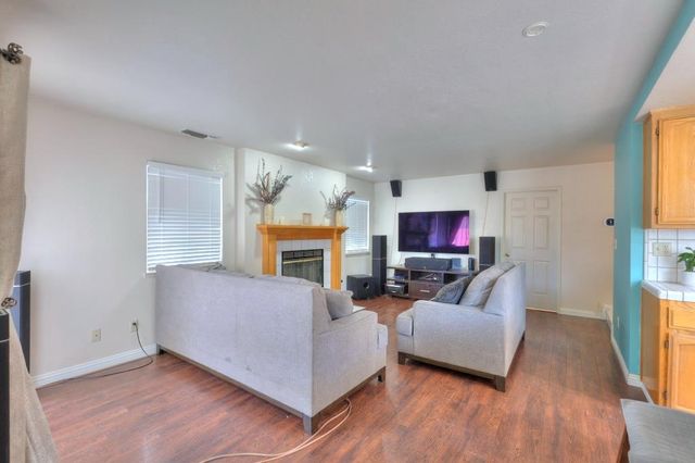 2605 River Creek Dr, Modesto, CA 95351