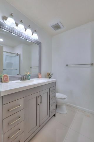 2605 River Creek Dr, Modesto, CA 95351