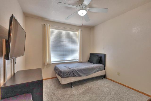 2605 River Creek Dr, Modesto, CA 95351