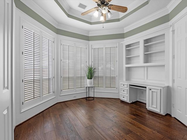 26 Saint Christopher Court, Sugar Land, TX 77479