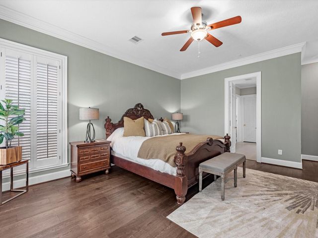 26 Saint Christopher Court, Sugar Land, TX 77479