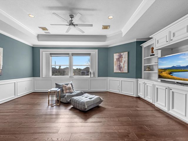 26 Saint Christopher Court, Sugar Land, TX 77479