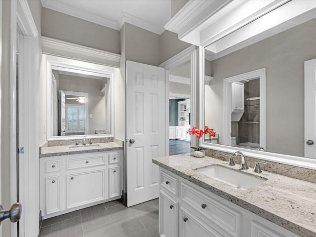 26 Saint Christopher Court, Sugar Land, TX 77479