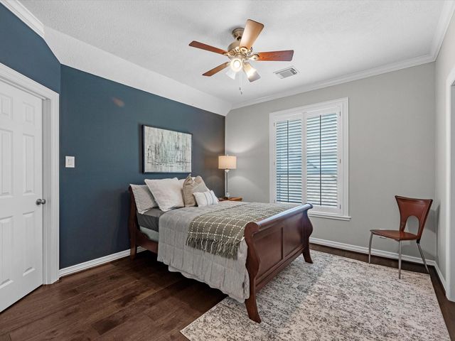 26 Saint Christopher Court, Sugar Land, TX 77479