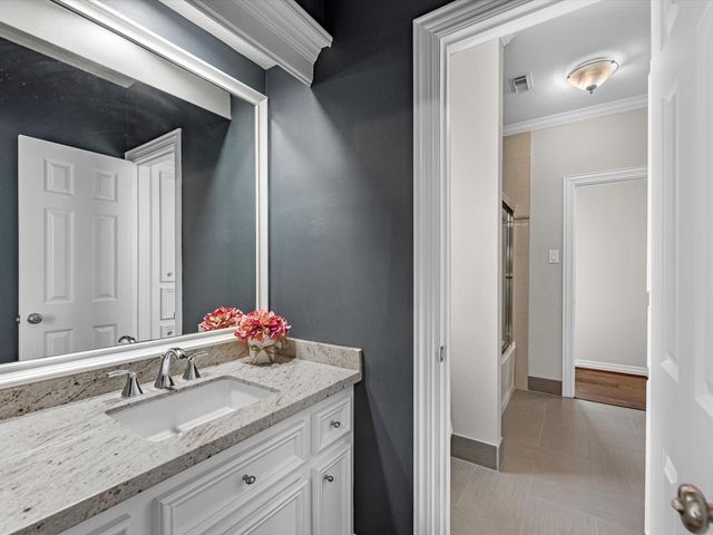 26 Saint Christopher Court, Sugar Land, TX 77479