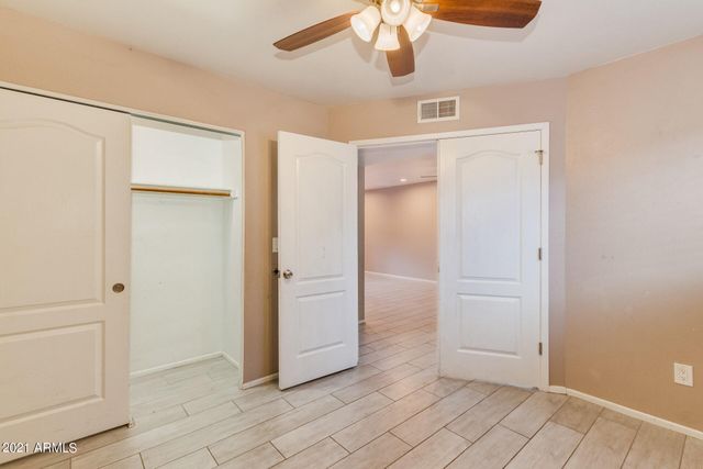 3131 W COCHISE Drive 250, Phoenix, AZ 85051