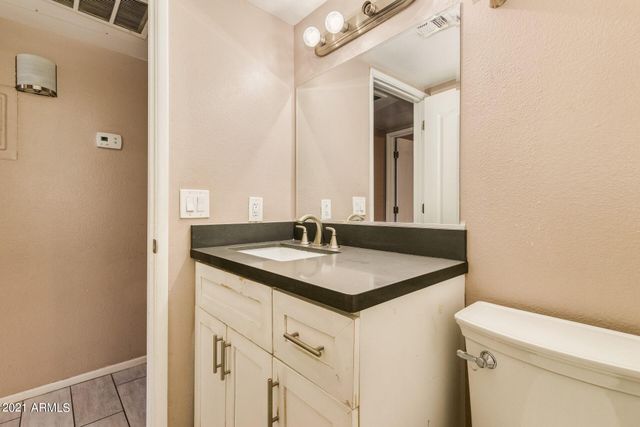 3131 W COCHISE Drive 250, Phoenix, AZ 85051