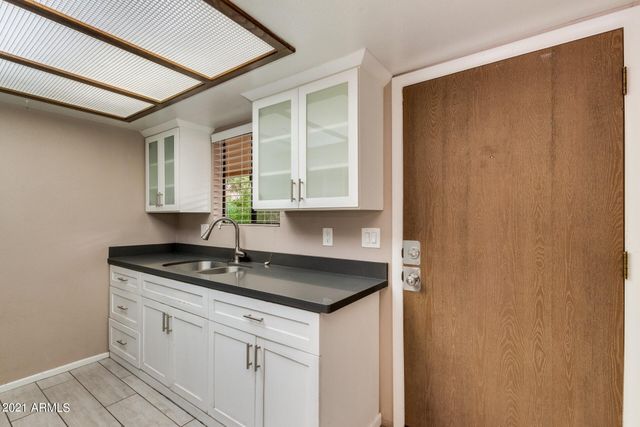 3131 W COCHISE Drive 250, Phoenix, AZ 85051