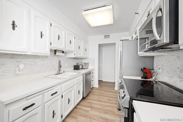 1820 Avenida del Mundo 508, Coronado, CA 92118