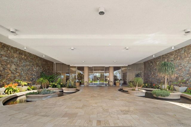 1820 Avenida del Mundo 508, Coronado, CA 92118