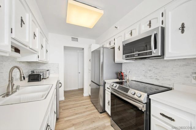 1820 Avenida del Mundo 508, Coronado, CA 92118