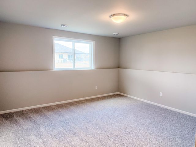 412 Lionheart Drive, Horace, ND 58047