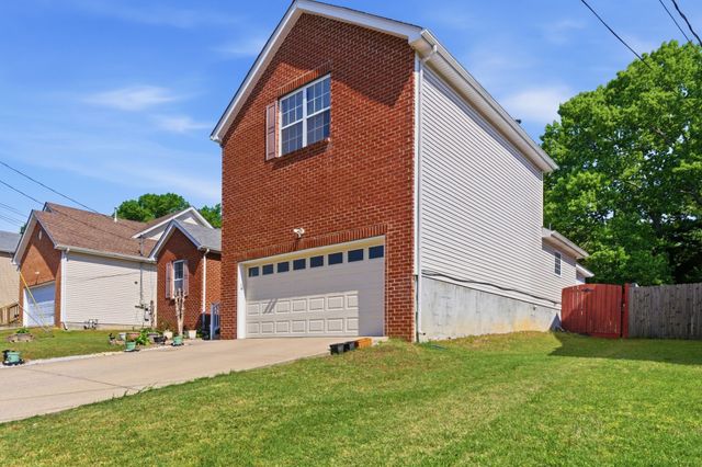 3541 Mount View Ridge Dr, Antioch, TN 37013
