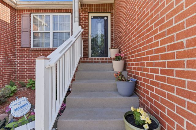 3541 Mount View Ridge Dr, Antioch, TN 37013