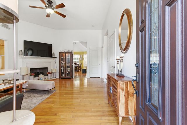 3541 Mount View Ridge Dr, Antioch, TN 37013