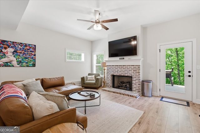110 Emily Court, Carrollton, GA 30117