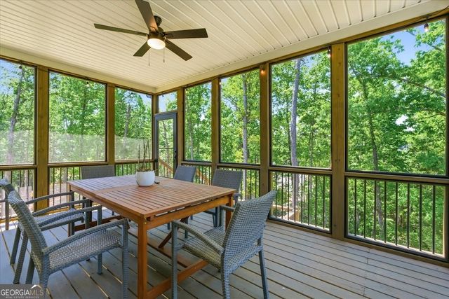 110 Emily Court, Carrollton, GA 30117