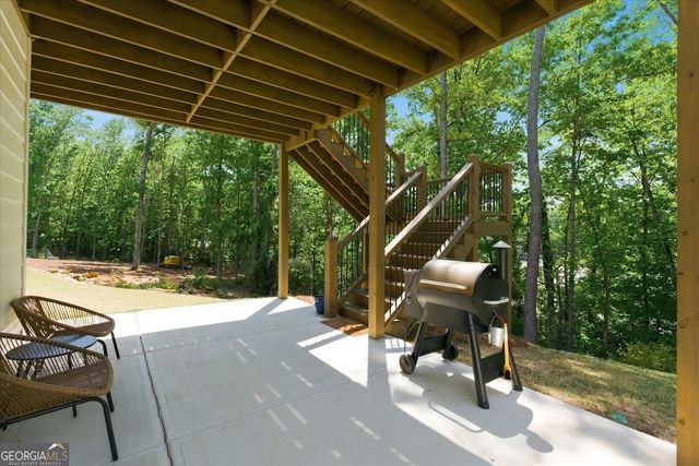 110 Emily Court, Carrollton, GA 30117
