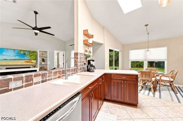 18918 Cypress View DR, Fort Myers, FL 33967
