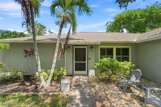 18918 Cypress View DR, Fort Myers, FL 33967