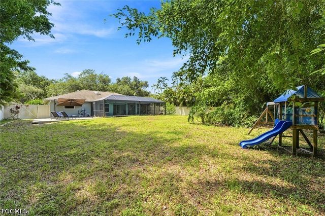 18918 Cypress View DR, Fort Myers, FL 33967