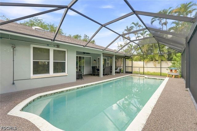 18918 Cypress View DR, Fort Myers, FL 33967