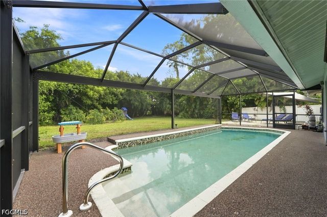 18918 Cypress View DR, Fort Myers, FL 33967