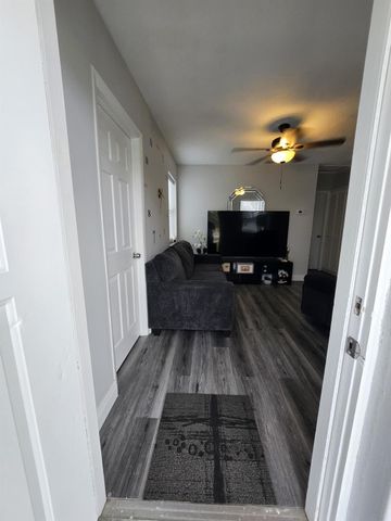 115 SE Celestia Court, Port St Lucie, FL 34983