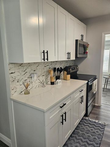 115 SE Celestia Court, Port St Lucie, FL 34983