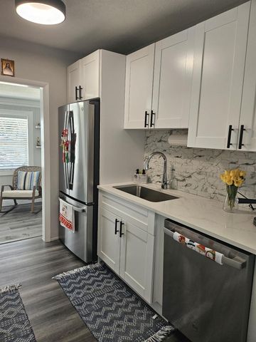 115 SE Celestia Court, Port St Lucie, FL 34983