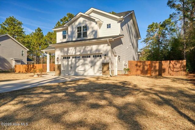 175 W New England Avenue, Pinebluff, NC 28373