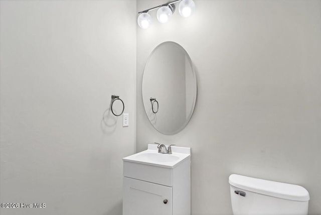 175 W New England Avenue, Pinebluff, NC 28373