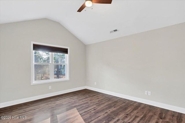 175 W New England Avenue, Pinebluff, NC 28373