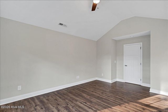 175 W New England Avenue, Pinebluff, NC 28373