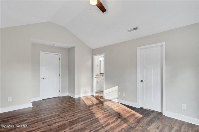 175 W New England Avenue, Pinebluff, NC 28373