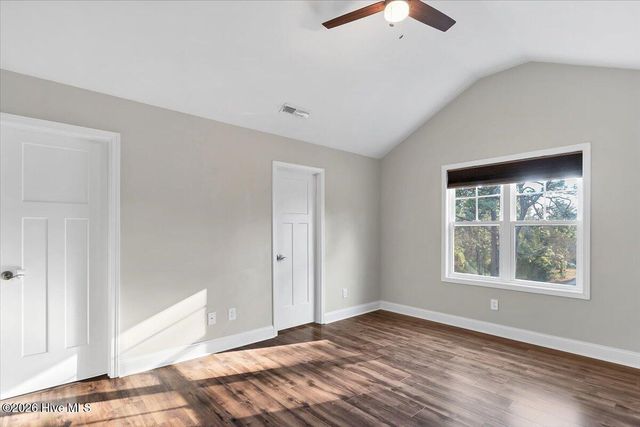 175 W New England Avenue, Pinebluff, NC 28373