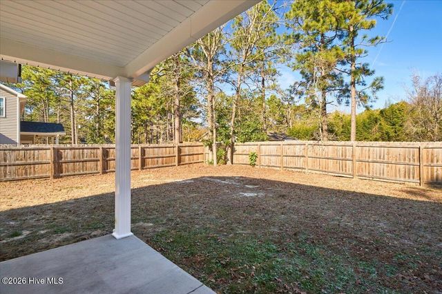 175 W New England Avenue, Pinebluff, NC 28373