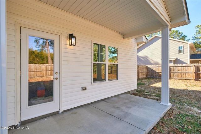 175 W New England Avenue, Pinebluff, NC 28373