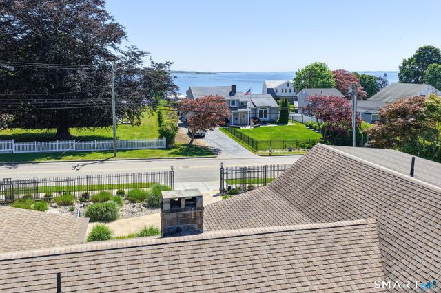 1085 Ocean Avenue, New London, CT 06320