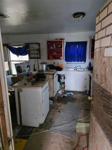 8112 Arlene Lane, Dallas, TX 75217