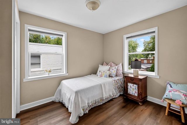 851 S IVY ST, Arlington, VA 22204