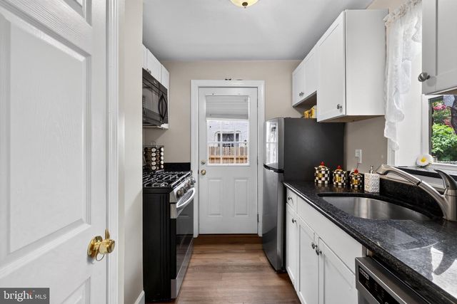 851 S IVY ST, Arlington, VA 22204