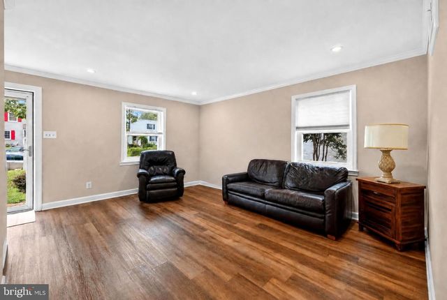 851 S IVY ST, Arlington, VA 22204