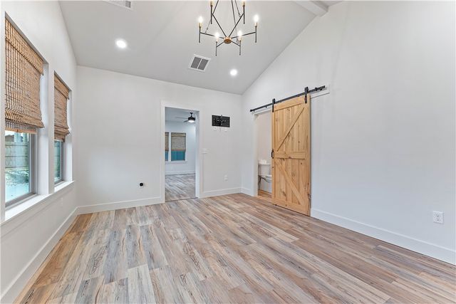 1102 NW 11th Street, Bentonville, AR 72712