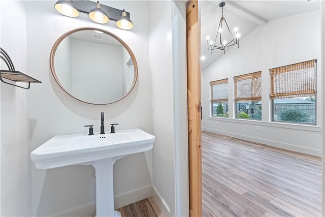 1102 NW 11th Street, Bentonville, AR 72712