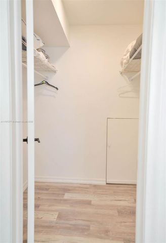 8901 Hollybrook 206, Hollywood, FL 33025