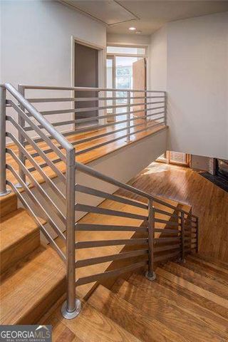 1255 Apple Valley Road NE, Atlanta, GA 30319